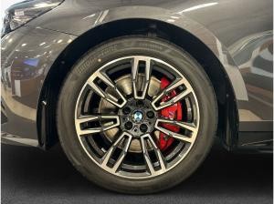BMW 540 540d xDrive Touring Aut. , 5-türig (Diesel)