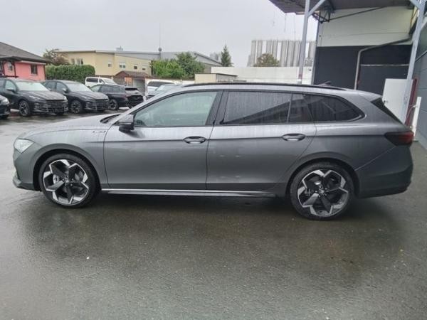 Skoda Superb Combi Sportline 2.0 TSI 7-Gang-DSG 4x4 Allrad