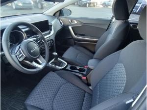 Kia Ceed Silver 1.5 T-GDI 6-Gang