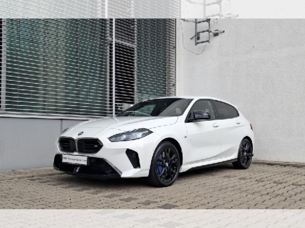 BMW 135 1200€ Zubehör Gutschein/ad.Fahrwerk/H&K Hifi/360°/Headup