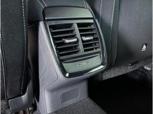 Skoda Kamiq Monte Carlo DSG AHK-Vorb.*Navi*Matrix*ACC*Panorama*Kamera*Blind-Spot*LichtAssist*Kessy*Induktiv Lade