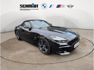 BMW Z4 M40i + Innovationspaket + ACC + RFK + Head-Up