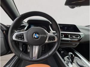 BMW Z4 M40i + Innovationspaket + ACC + RFK + Head-Up