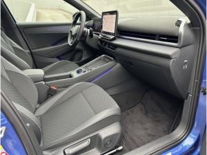 Volkswagen T-Roc R-Line, neues Modell, 1.5 l eTSI OPF 110 kW (150 PS) 7-Gang-DSG