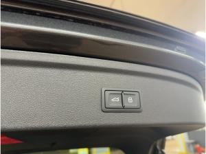 Audi A3 Sportback 2x S-line*Pano*Sonos*Matrix-LED*AHK*HUD*