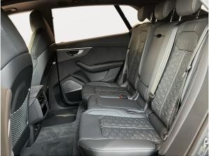 Audi RS Q8 SUV performance 471kW tiptronic(MT)