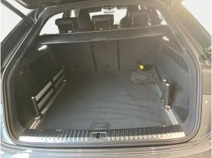 Audi RS Q8 SUV performance 471kW tiptronic(MT)