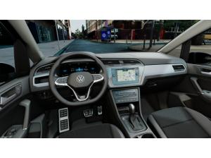 Volkswagen Touran 1.5 TSI IQ.LIGHT-LED AHK EINPARKHILFE