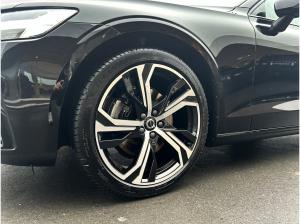 Volvo V60 B4 DCT Plus Dark Mild-Hybrid *Vorführwagen Aktion*