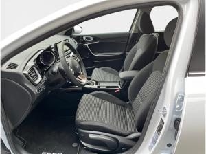 Kia Ceed ceed 1.5 T-GDI Vision +DCT+Komfort+Navi+R.Kamera+