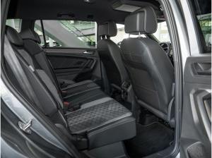 Volkswagen Tiguan Allspace 2.0 TSI 4M R-Line Black DCC AHK