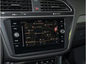 Volkswagen Tiguan Allspace 2.0 TSI 4M R-Line Black DCC AHK