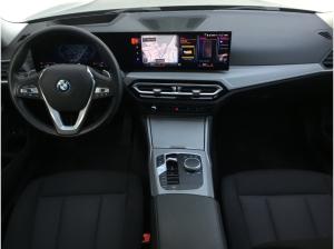 BMW 330 330e xDrive Touring LC PROF+HUD+PANO+AHK+KAMERA