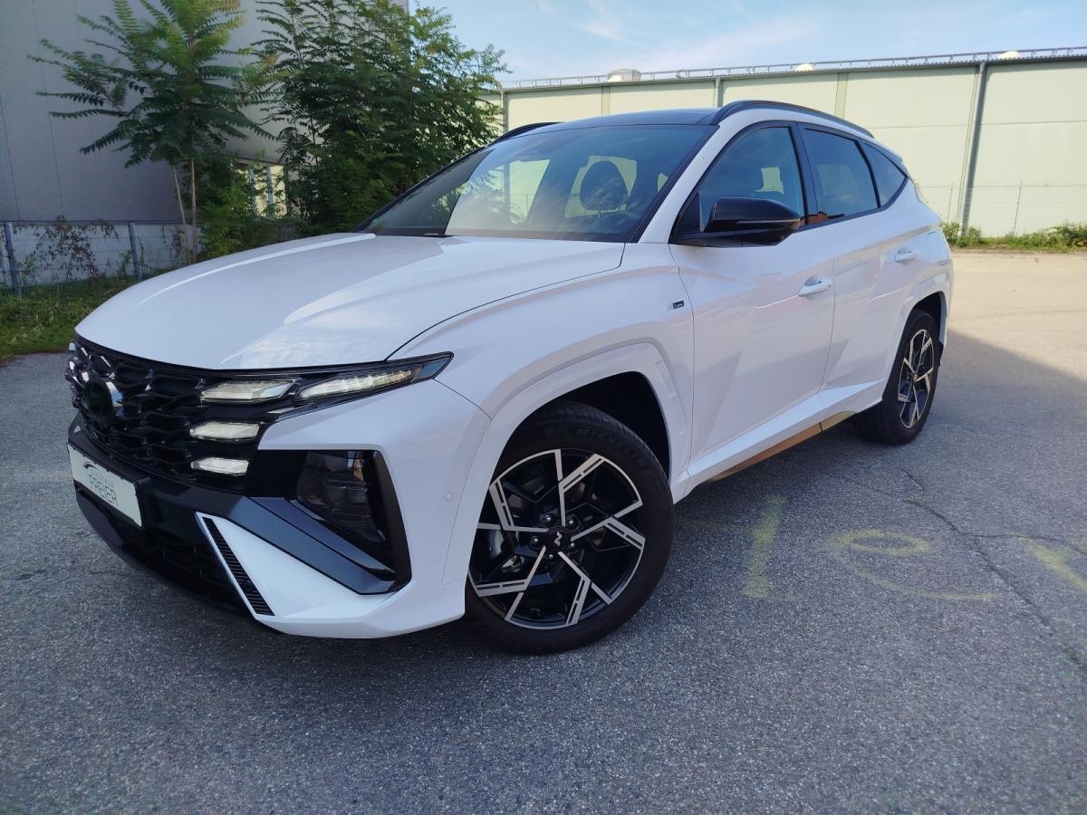 Hyundai TUCSON N Line 215PS *VOLLAUSSTATTUNG* Allrad+Pano+Assistenz-Paket+Sitz-Paket+ECS