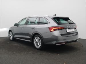 Skoda Octavia Selection 1.5 eTSI DSG / Navi, AHK, LED