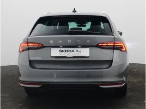 Skoda Octavia Selection 1.5 eTSI DSG / Navi, AHK, LED