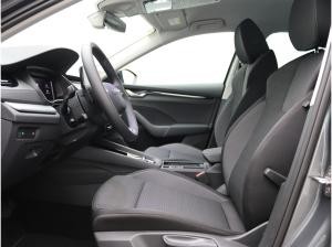 Skoda Octavia Selection 1.5 eTSI DSG / Navi, AHK, LED