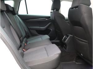 Skoda Octavia Combi Clever 2.0TDI DSG / SmartLink, LED