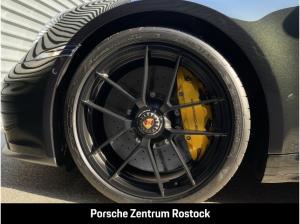 Porsche 992 Carrera 4 GTS - 541 PS - Dunkelolivmetallic