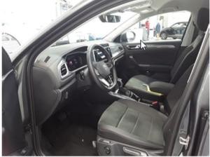 Volkswagen T-Roc 1,5TSI DSG Style AHK elektr. Heckklappe ACC Navi 17Zoll