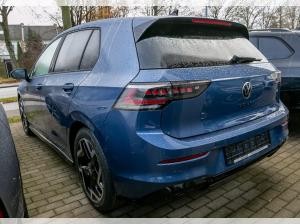 Volkswagen Golf VIII 1.5 eTSI DSG R-line