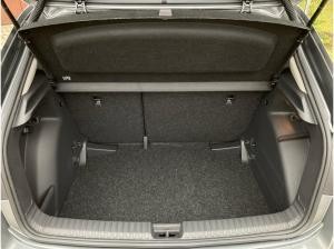 Skoda Fabia 1.0 TSI Tour LED.NAV.SHZ.KAM.VC.Lenk-HZ.LaneA.pACC.KESSY.SUNSET.SmartLink