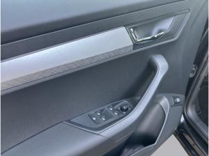 Skoda Karoq Tour 1.5 TSI DSG AHK NAVI LED ACC DAB RFK