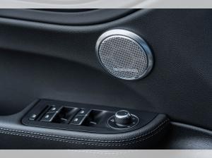 Alfa Romeo Giulia Veloce 2.0 Turbo AT8 Q4 PREMIUM TECHNOLOGIE HARMAN-KARDON