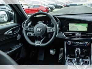 Alfa Romeo Giulia Veloce 2.0 Turbo AT8 Q4 PREMIUM TECHNOLOGIE HARMAN-KARDON