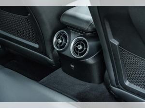 Alfa Romeo Giulia Veloce 2.0 Turbo AT8 Q4 PREMIUM TECHNOLOGIE HARMAN-KARDON