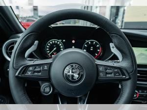 Alfa Romeo Giulia Veloce 2.0 Turbo AT8 Q4 SOFORT PREMIUM TECHNOLOGIE HARMAN KARDON