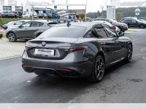 Alfa Romeo Giulia Veloce 2.0 Turbo AT8 Q4 SOFORT PREMIUM TECHNOLOGIE HARMAN KARDON