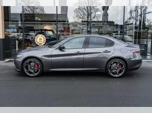 Alfa Romeo Giulia Veloce 2.0 Turbo AT8 Q4 SOFORT PREMIUM TECHNOLOGIE HARMAN KARDON