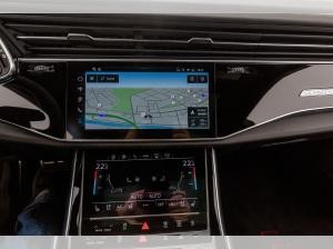 Audi RS Q8 performance tiptronic