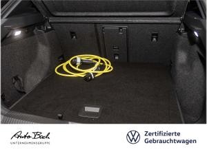 Volkswagen ID.4 Pro Performance, Panoramadach, Navi, LED-Matrix, Rückfahrkamera