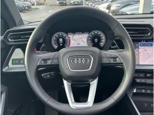 Audi A3 Sportback Advanced 30 TFSI Pano. B&O HUD AHK