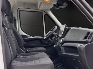 Iveco Daily 35-180 Hi-Matic Abschleppwagen | AHK | NAVI