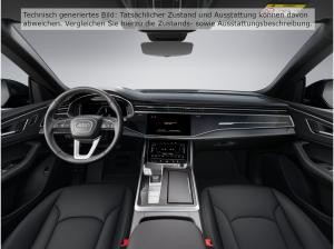 Audi Q8 45 TDI Quattro 360Kamera HUD AHK 21'' (UPE: 108.085€)