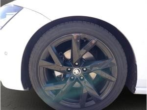 Skoda Superb Combi (NZ5)