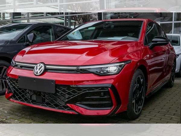 Volkswagen Golf VIII 1.5 eTSI DSG R-line