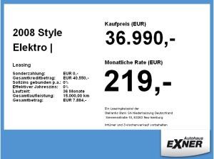 Peugeot 2008 Style Elektro | FREI KONFIGURIERBAR | Privat