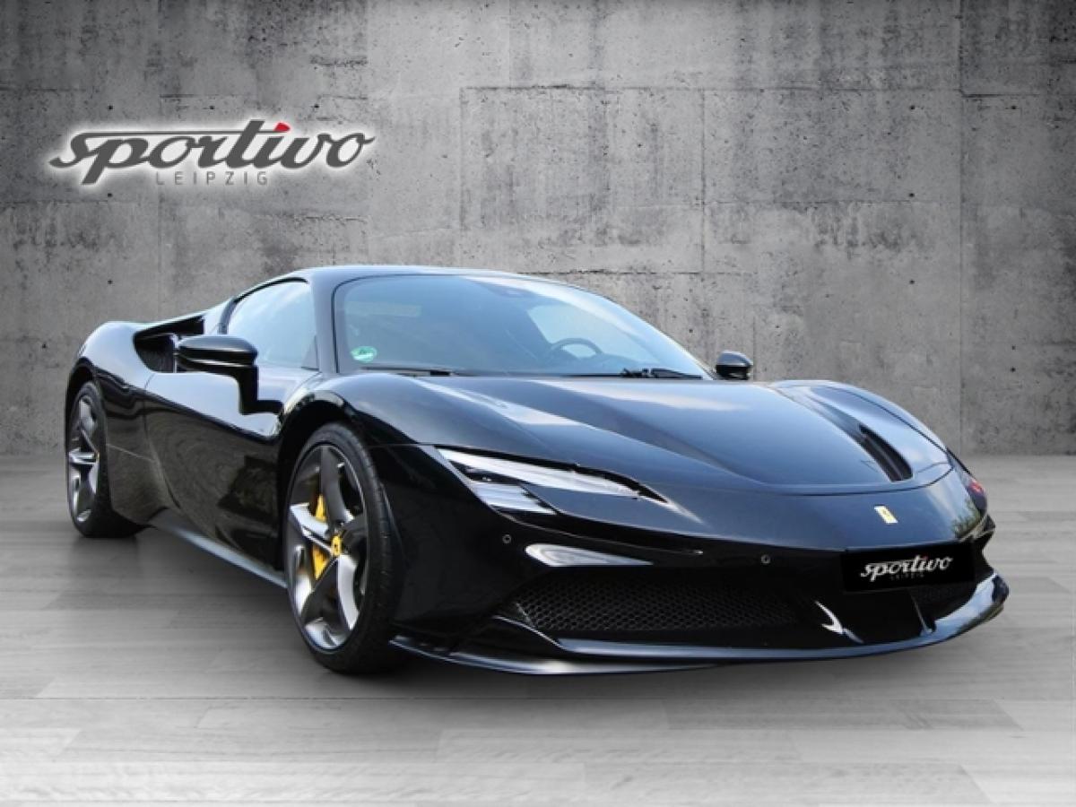 Ferrari SF90