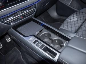 Volkswagen Passat Variant 1.5 Hybrid R-Line 5J-Garantie DCC