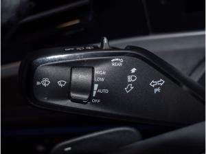 Volkswagen Passat Variant 1.5 Hybrid R-Line 5J-Garantie DCC