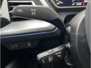 Audi Q4 e-tron 45 AHK Waermepumpe Kamera