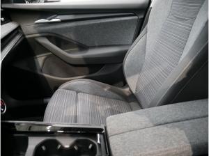 Skoda Superb Combi 2.0 TDI DSG Selection Matrix PDC Kamera Standhz. *877*