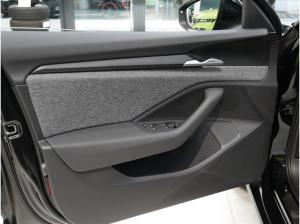 Skoda Superb Combi 2.0 TDI DSG Selection Matrix PDC Kamera Standhz. *877*