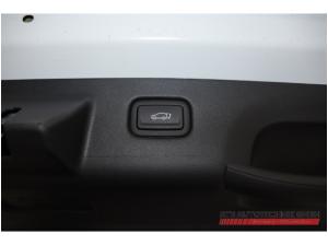 Hyundai KONA Elektro Trend 49kWh Navi LED ACC El. Heckklappe StandHZG Digitales Cockpit