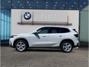 BMW iX1 eDrive20 AHK / LED / Harman Kardon / Panorama Glasdach