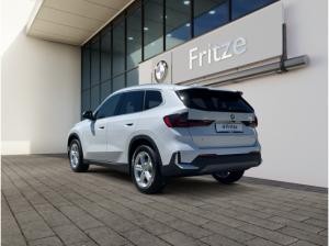 BMW iX1 eDrive20 AHK / LED / Harman Kardon / Panorama Glasdach